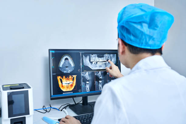 Best Holiday Emergency Dentist in Otsego, MI